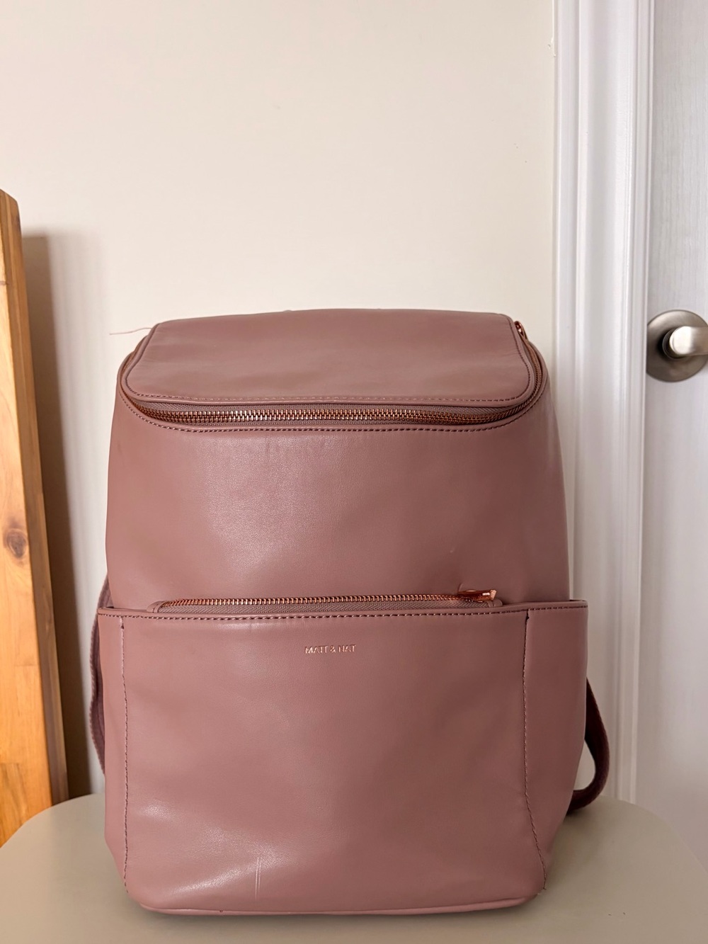 Matt & Nat BRAVE BACKPACK - BRAVE - Vegan Leather - Colour MAHOGANY - Picture 2 of 9